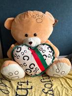 Xxl teddybeer met gucci hart, Ophalen, Zo goed als nieuw, Stoffen beer, Overige merken