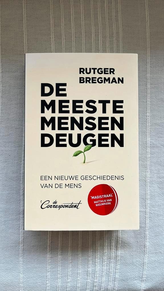 Rutger Bregman - De meeste mensen deugen, Boeken, Overige Boeken, Zo goed als nieuw, Ophalen of Verzenden
