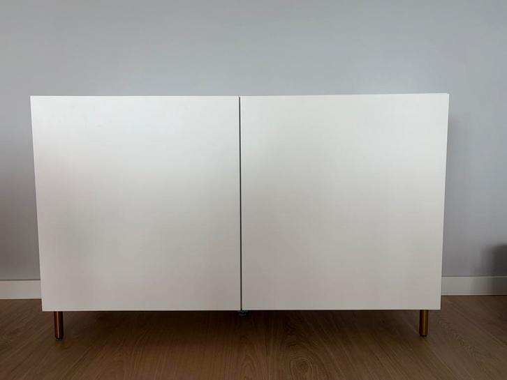 IKEA Besta kast, zo goed als nieuw, Huis en Inrichting, Kasten | Dressoirs, Zo goed als nieuw, 100 tot 150 cm, 25 tot 50 cm, Ophalen