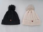 4 x damesmuts. Muts. Nieuwstaat. Met pompon., Ophalen of Verzenden, Zo goed als nieuw, Maat 38/40 (M), Muts