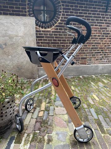 Rollator Trust Care  beschikbaar voor biedingen