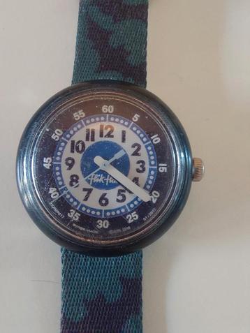 Flik flak horloge blauw met vleermuizen beschikbaar voor biedingen