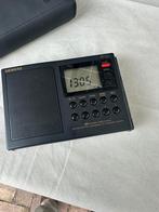 Retro Vintage Wereld ontvanger met klok functie, Ophalen of Verzenden, Zo goed als nieuw