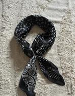 Dames sjaal zwart met witte print, Kleding | Dames, Mutsen, Sjaals en Handschoenen, Ophalen of Verzenden, Nieuw, Sjaal