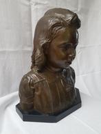 buste beeld brons jong meisje gesigneerd Cyriel de Brauwe, Antiek en Kunst, Ophalen