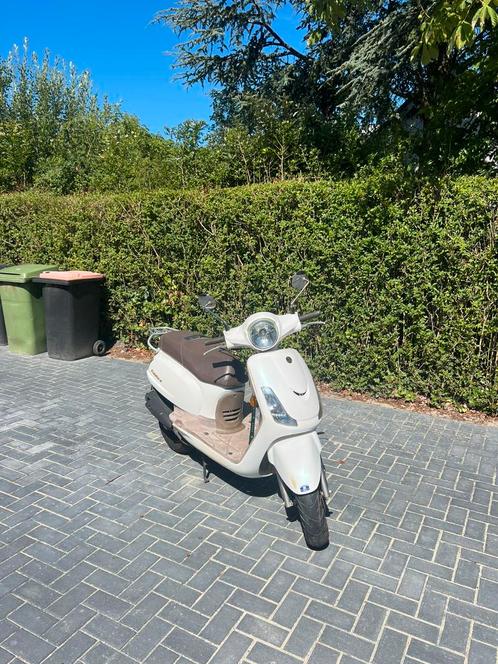 Sym Fiddle 2 - opknapper, Fietsen en Brommers, Scooters | SYM, Gebruikt, Fiddle, Benzine, Ophalen