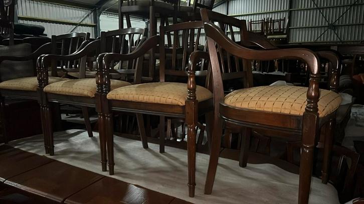 Mooie Eetkamer Armstoelen, Huis en Inrichting, Stoelen, Gebruikt, Vier, Hout, Bruin, Ophalen