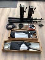 Jinbei flitsinstallatie, 2x500w/sec, statieven, softboxen, Audio, Tv en Foto, Fotografie | Fotostudio en Toebehoren, Ophalen, Lamp of Flitsset