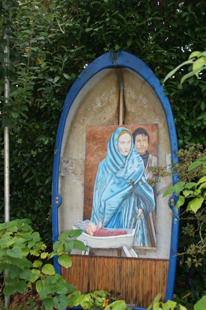 kerststal geschilderd Maria, Josef en kindje Jezus, Diversen, Kerst, Zo goed als nieuw, Ophalen