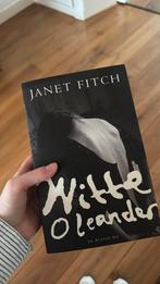 Janet Fitch - Witte oleander, Janet Fitch, Ophalen of Verzenden, Zo goed als nieuw, Nederland