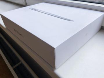 MacBook Air 2015 13 Inch 1,6 GHz i5 | 8 GB | Sonoma Office