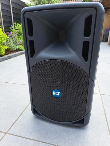 1x rcf art 312 met defecte woofer beschikbaar voor biedingen