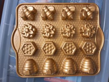 Nordic Ware Busy Bee Bitelets bakvorm beschikbaar voor biedingen