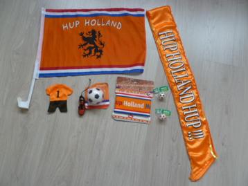 Voetbal supporters: Oranje artikelen. Nieuw. Divers.       beschikbaar voor biedingen