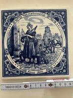Oud tegeltje - Het melkvrouwtje / Hollands handwerk, Ophalen