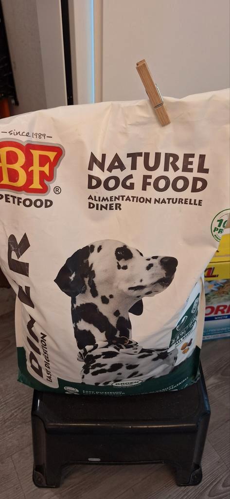 GRATIS af te halen BF DINER honden voeding, Dieren en Toebehoren, Dierenvoeding, Hond, Ophalen