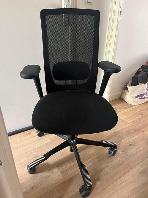 HAG ergonomische bureaustoel, Huis en Inrichting, Bureaustoelen, Zo goed als nieuw, Bureaustoel, Zwart, Ergonomisch, Ophalen