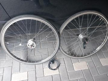 Retro sturmey archer sprinter 7 speed wielset met shifter beschikbaar voor biedingen