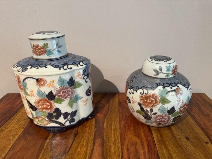 2 Japanse Imari-stijl theebussen / gemberpotten, Antiek en Kunst, Antiek | Porselein, Ophalen