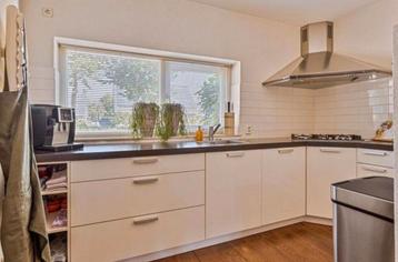 Complete keuken beschikbaar voor biedingen