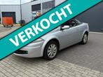 Renault Mégane 2.0 CABRIO AIRCO CRUISE PARKSENSOR APK 04-26, Voorwielaandrijving, 1998 cc, Cabriolet, 4 stoelen