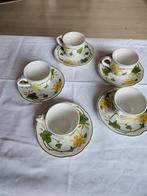 Vintage kopjes en schotels Villeroy & Boch 'Geranium', Huis en Inrichting, Keuken | Servies, Ophalen, Keramiek, Zo goed als nieuw