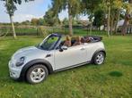Mini 1.6 Cooper Cabrio 2014 Wit slechts 63.294 km., Auto's, Mini, 4 cilinders, Cabriolet, 4 stoelen, Handgeschakeld