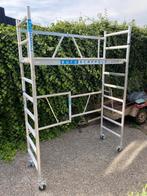 Altrex Kamersteiger TE HUUR, of (2 of 3 delige schuifladder), Ophalen of Verzenden, Gebruikt, 4 meter of meer