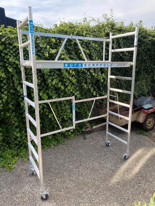 Altrex Kamersteiger TE HUUR, of (2 of 3 delige schuifladder), Doe-het-zelf en Verbouw, Ladders en Trappen, Gebruikt, 4 meter of meer