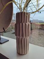 Beige Light & Living Vaas, Overige kleuren, Aardewerk of Porselein, Ophalen of Verzenden, Zo goed als nieuw