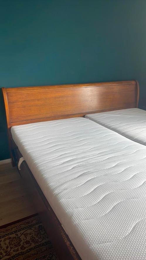 Tweepersoonsbed 180x200, Huis en Inrichting, Slaapkamer | Bedden, Zo goed als nieuw, Tweepersoons, 180 cm, 200 cm, Hout, Bruin