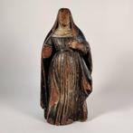 Madonna Antique Wooden Carved Christian Figure in Hardwood, Antiek en Kunst, Kunst | Beelden en Houtsnijwerken, Ophalen of Verzenden