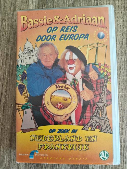 Bassie En Adriaan 'Op Reis Door Europa' VHS, Cd's en Dvd's, VHS | Kinderen en Jeugd, Gebruikt, Kinderprogramma's en -films, Overige typen