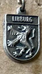 Mooi zilverkleurig hangertje van de provincie Limburg, Verzamelen, Speldjes, Pins en Buttons, Ophalen of Verzenden, Zo goed als nieuw