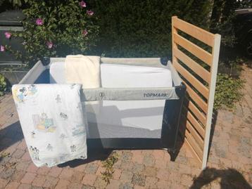 Campingbedje met stevige lattenbodem en matras, hoes & deken beschikbaar voor biedingen