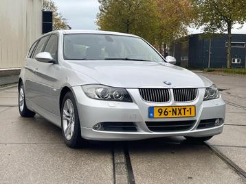 BMW 3-serie Touring 325i Executive Automaat Xenon/Navi/PDC 2 beschikbaar voor biedingen