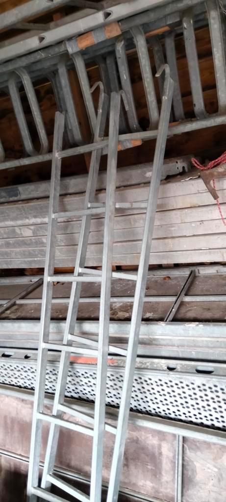 Universele Ladder voor Steiger/Trappengat, Doe-het-zelf en Verbouw, Ladders en Trappen, Gebruikt, Ladder, 2 tot 4 meter, Ophalen