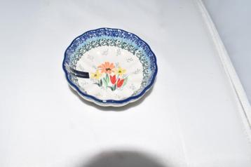 Well Up Bowls Sunny Spring Bunzlsau Castle servies beschikbaar voor biedingen