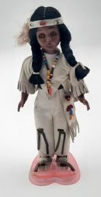 Carlson Native Americain doll / pop ca. 19cm hoog, Ophalen of Verzenden, Zo goed als nieuw, Pop