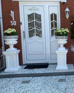 Unieke & sierlijke italiaanse betonnen bloempotten & zuilen, Ophalen, Tuin, Minder dan 60 cm, Rond