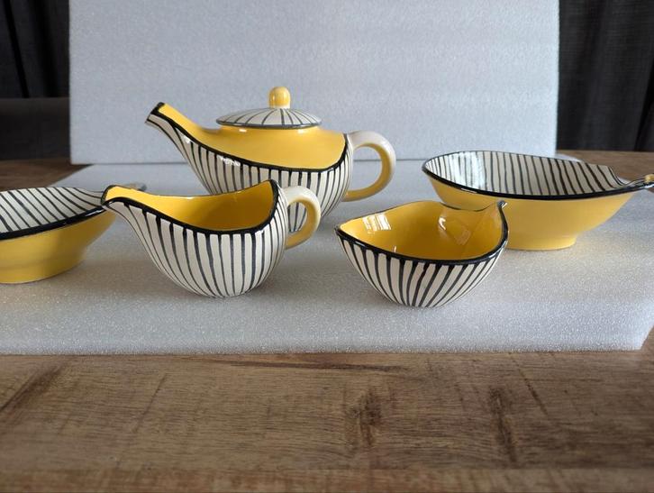 Handgemaakt servies gesigneerd Gabriel Fourmaintraux, Antiek en Kunst, Antiek | Servies compleet, Ophalen of Verzenden