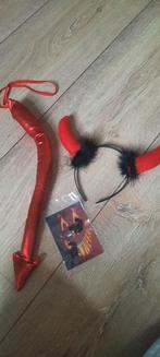 Duivel kostuum setje - Halloween, Ophalen, Zo goed als nieuw, 104 of kleiner, Jongen of Meisje