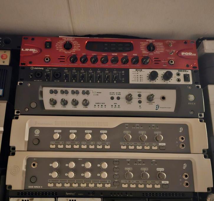 Studio 19 inch rack apparatuur, Muziek en Instrumenten, Effecten, Zo goed als nieuw, Ophalen of Verzenden