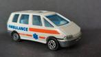 Renault Espace Ambulance 1:64 novacar majorette Pol, Hobby en Vrije tijd, Modelauto's | Overige schalen, Ophalen of Verzenden