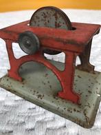 Antiek speelgoed, aandrijfmodel stoommachine, slijpsteen, Verzenden