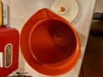 Tupperware grote lekdichte schenkkan. > 2 ltr, Huis en Inrichting, Keuken | Tupperware, Ophalen of Verzenden, Zo goed als nieuw