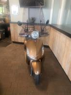 Toscana Pure GTS 3179 km bouwjaar 2020 prima onderhouden, Fietsen en Brommers, Scooters | Vespa, Ophalen, Overige modellen, 49 cc