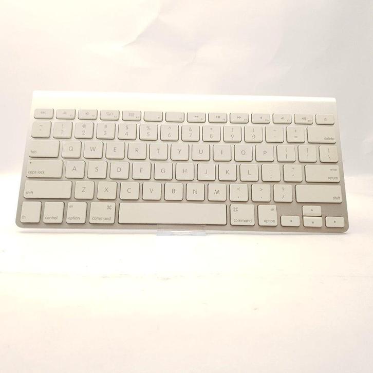Apple Magic Keyboard A1314 || Nu Voor Maar €39.99, Computers en Software, Toetsenborden, Zo goed als nieuw, Ophalen of Verzenden