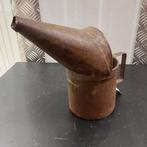 Heel oud oliekannetje, Ophalen of Verzenden, Landmacht, Overige typen