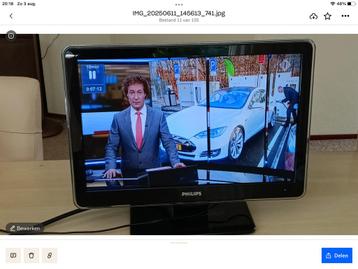 Philips tv met originele afstandbediening en doos goed beschikbaar voor biedingen